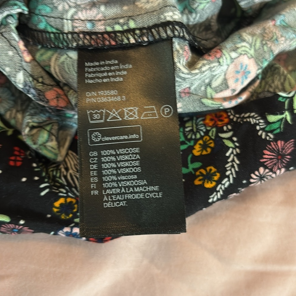 H&M Divided Black Floral romper 6 - Picture 5 of 5